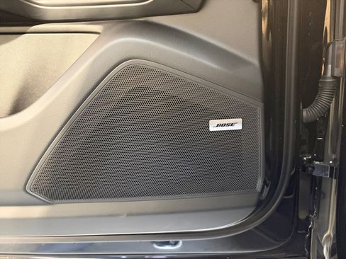 Certified 2026 Porsche Cayenne AWD/4WD image 45
