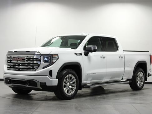 Used 2024 GMC Sierra 1500 Denali image 8