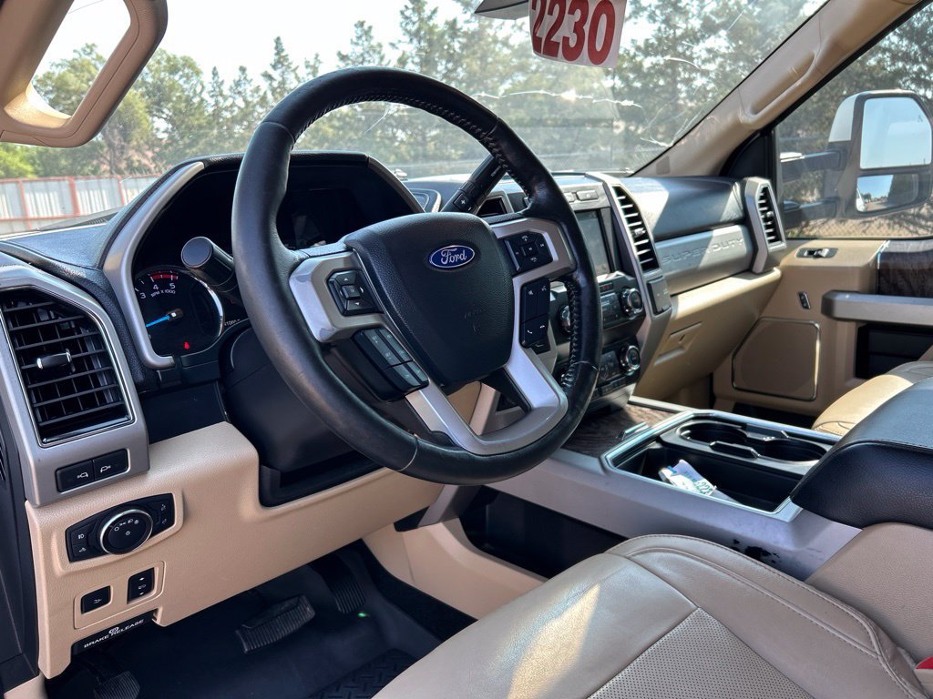 Used 2019 Ford F250 Lariat w/ Lariat Ultimate Package AWD/4WD image 15