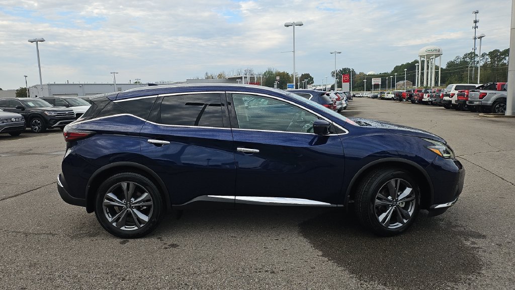 Certified 2024 Nissan Murano Platinum w/ Cargo Package AWD/4WD image 2
