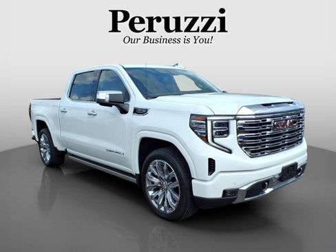 Used 2024 GMC Sierra 1500 Denali w/ Denali Reserve Package AWD/4WD image 1