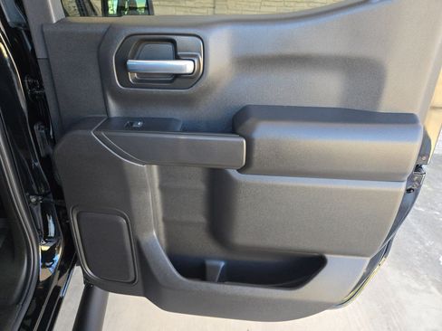 Used 2025 Chevrolet Silverado 1500 Custom w/ Turbomax Blackout Package image 26