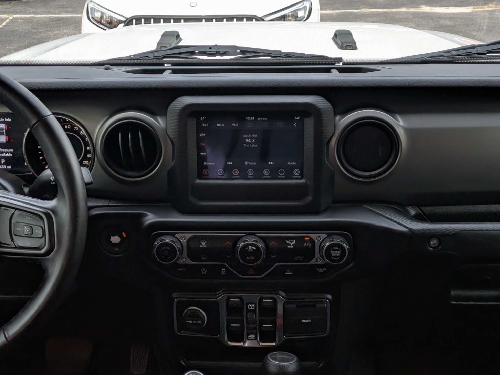 Used 2021 Jeep Gladiator Sport AWD/4WD image 14