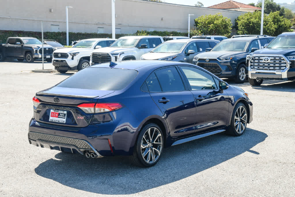 Used 2020 Toyota Corolla XSE FWD image 9
