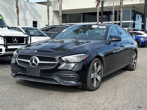 Used 2025 Mercedes-Benz C 300 4MATIC Sedan image 1