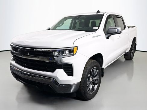 Used 2023 Chevrolet Silverado 1500 LT image 4