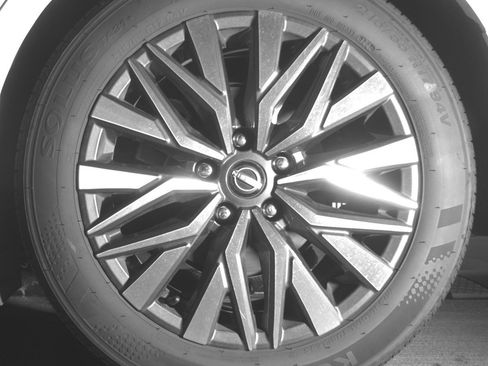 Used 2025 Nissan Altima 2.5 SV image 14