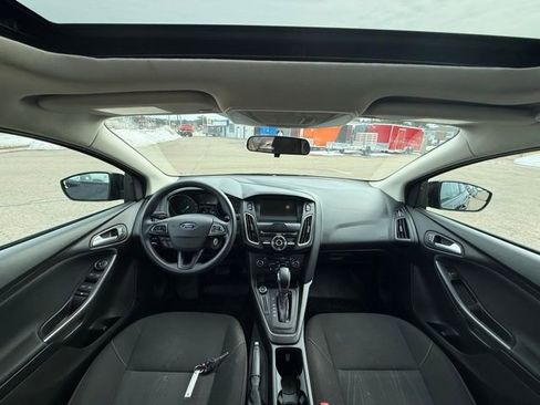 Used 2017 Ford Focus SEL image 20