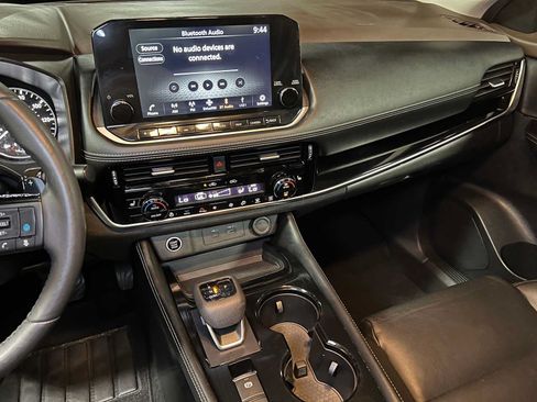 Used 2023 Nissan Rogue SL w/ SL Premium Package FWD image 33