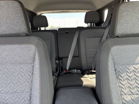Used 2024 Chevrolet Equinox LT w/ LPO, Floor Liner Package FWD image 15