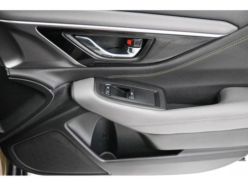 Used 2023 Subaru Outback Onyx Edition image 16