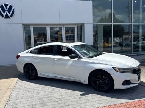 Used 2021 Honda Accord Sport image 2