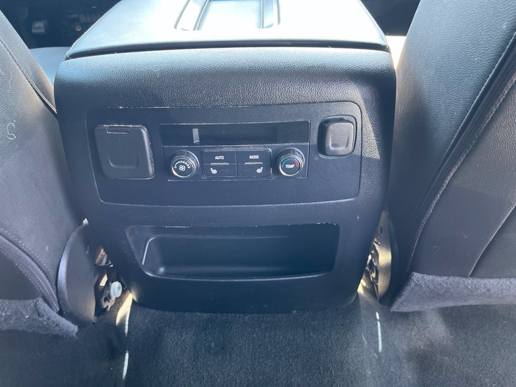 Used 2018 GMC Yukon XL SLT AWD/4WD image 54