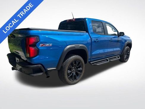 Used 2023 Chevrolet Colorado Z71 w/ Z71 Convenience Package 2 image 3