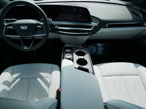 Certified 2024 Cadillac Lyriq Sport AWD/4WD image 9