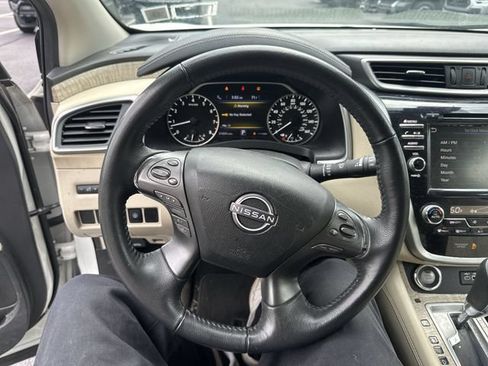 Used 2023 Nissan Murano SV w/ Cargo Package AWD/4WD image 13