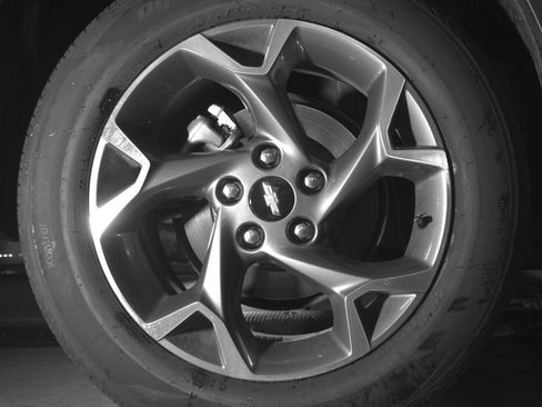 Used 2025 Chevrolet Trax LT FWD image 15