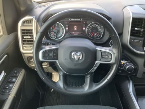 Used 2022 RAM 1500 Big Horn AWD/4WD image 24