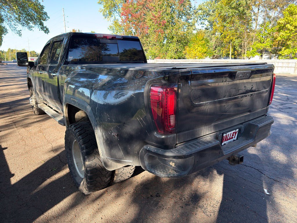 Used 2023 GMC Sierra 3500 Denali w/ Denali Ultimate Package AWD/4WD image 11