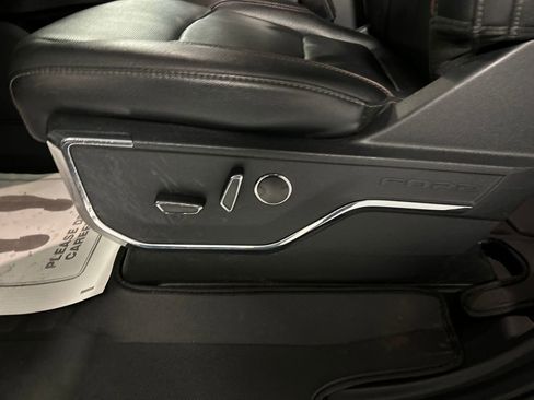 Used 2022 Ford F150 Lariat w/ Equipment Group 502A High image 13