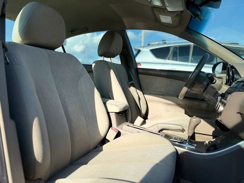 Used 2005 Nissan Altima 2.5 S w/ (S02) Side Airbags Pkg FWD image 37