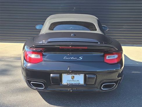 Used 2012 Porsche 911 Turbo S image 21