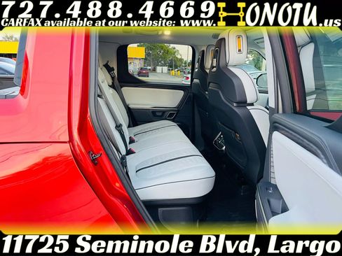 Used 2023 Rivian R1T Adventure image 23