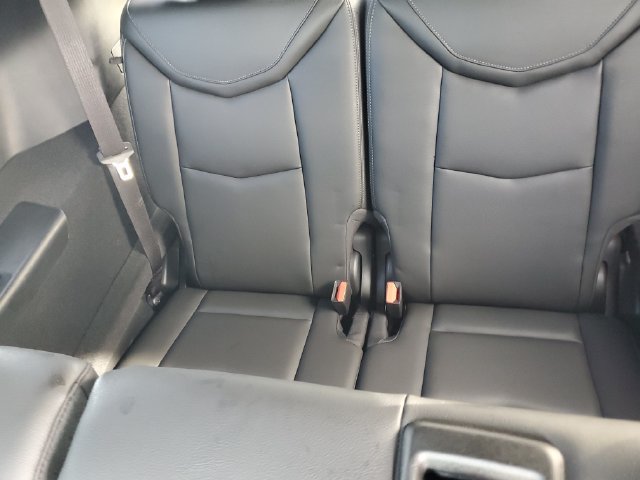 Used 2025 Cadillac XT6 Luxury w/ LPO, Floor Liner Package AWD/4WD image 29