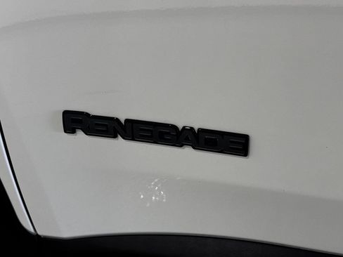 Used 2023 Jeep Renegade Altitude AWD/4WD image 35