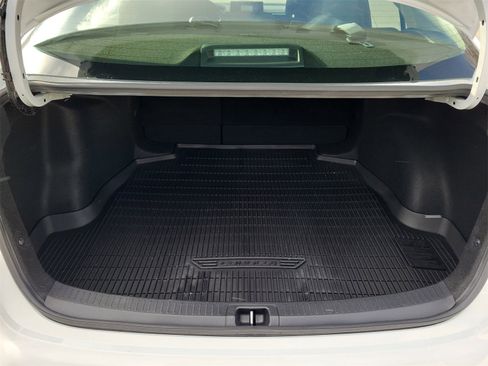 Certified 2023 Toyota Corolla LE image 9