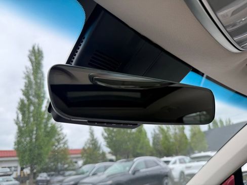 Used 2026 Genesis GV70 2.5T Advanced image 34