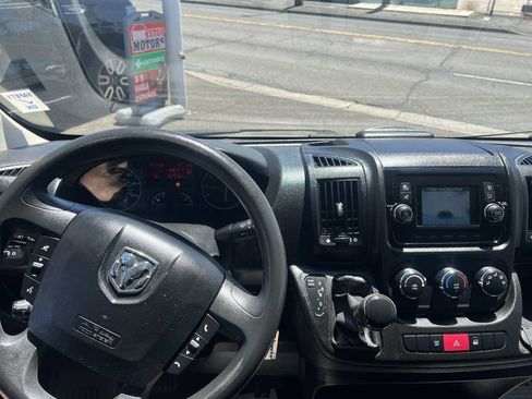 Used 2019 RAM ProMaster 2500 FWD image 10