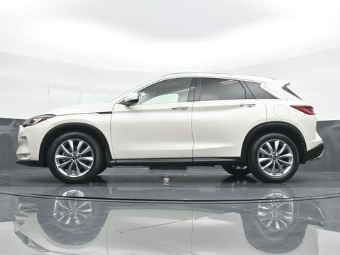 Used 2022 INFINITI QX50 Essential image 18