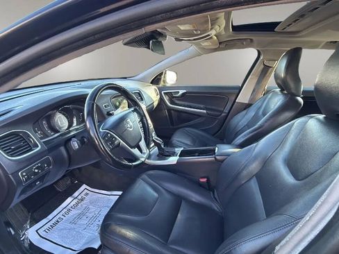 Used 2016 Volvo V60 T5 Platinum AWD/4WD image 9