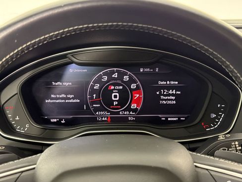 Used 2018 Audi SQ5 Prestige w/ Prestige Package AWD/4WD image 20
