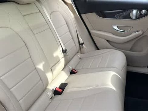 Used 2019 Mercedes-Benz GLC 350e GLC 350e image 34