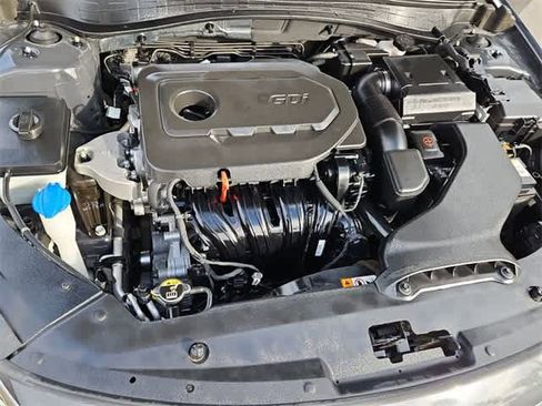 Used 2019 Kia Optima S image 15