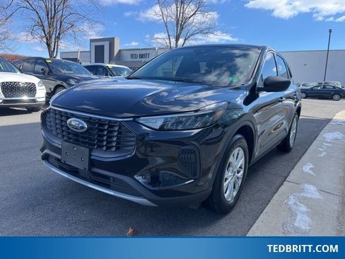 Used 2024 Ford Escape Active image 3