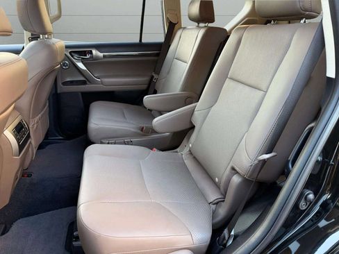 Used 2021 Lexus GX 460 Luxury w/ Sport Design Package image 37