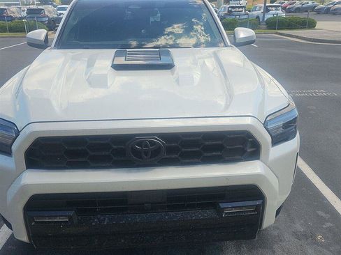 Used 2025 Toyota 4Runner TRD Sport AWD/4WD image 7