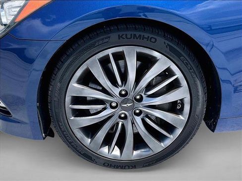 Used 2017 Genesis G80 5.0 Ultimate RWD image 10