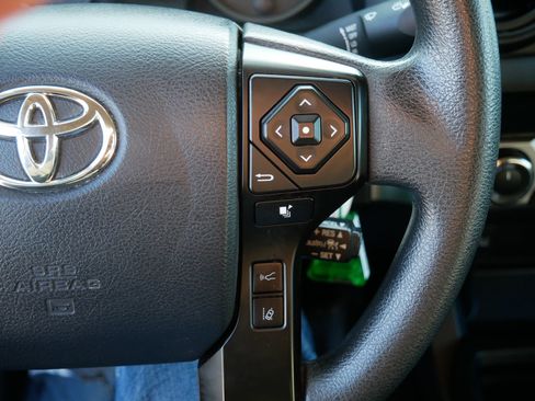 Used 2019 Toyota Tacoma SR image 28