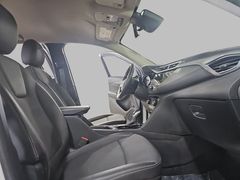 Used 2022 Buick Encore GX Preferred w/ Sport Touring Package FWD image 13