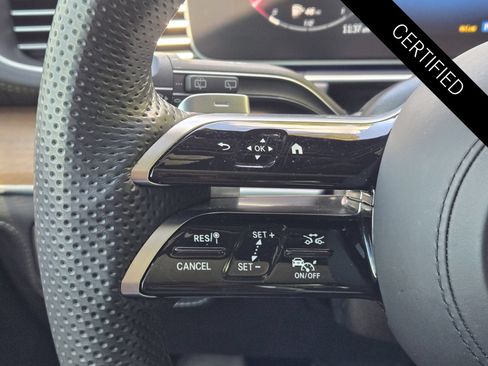 Used 2024 Mercedes-Benz GLS 580 4MATIC image 24