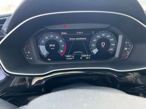 Used 2025 Audi Q3 2.0T Premium AWD/4WD image 16