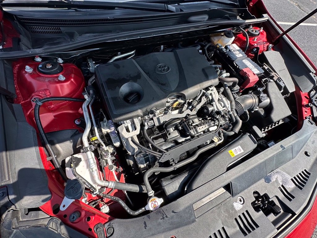 Used 2020 Toyota Camry SE FWD image 39