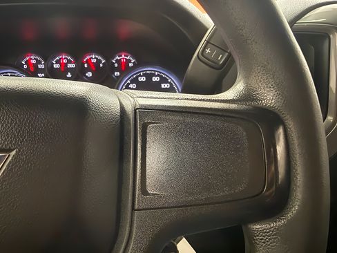 Used 2020 Chevrolet Silverado 2500 W/T w/ WT Safety Package AWD/4WD image 18