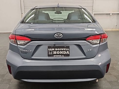 Used 2020 Toyota Corolla LE image 8