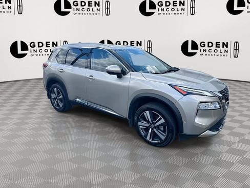 Used 2023 Nissan Rogue Platinum AWD/4WD image 2
