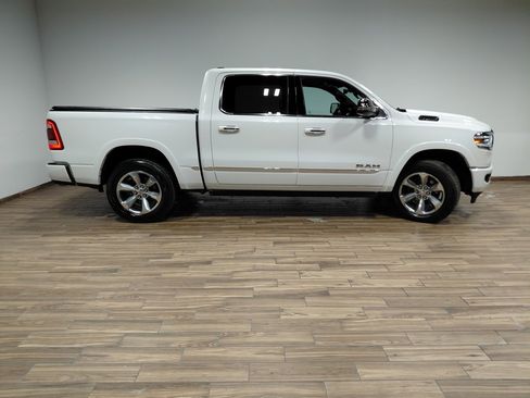 Used 2022 RAM 1500 Limited w/ Body Color Bumper Group image 24